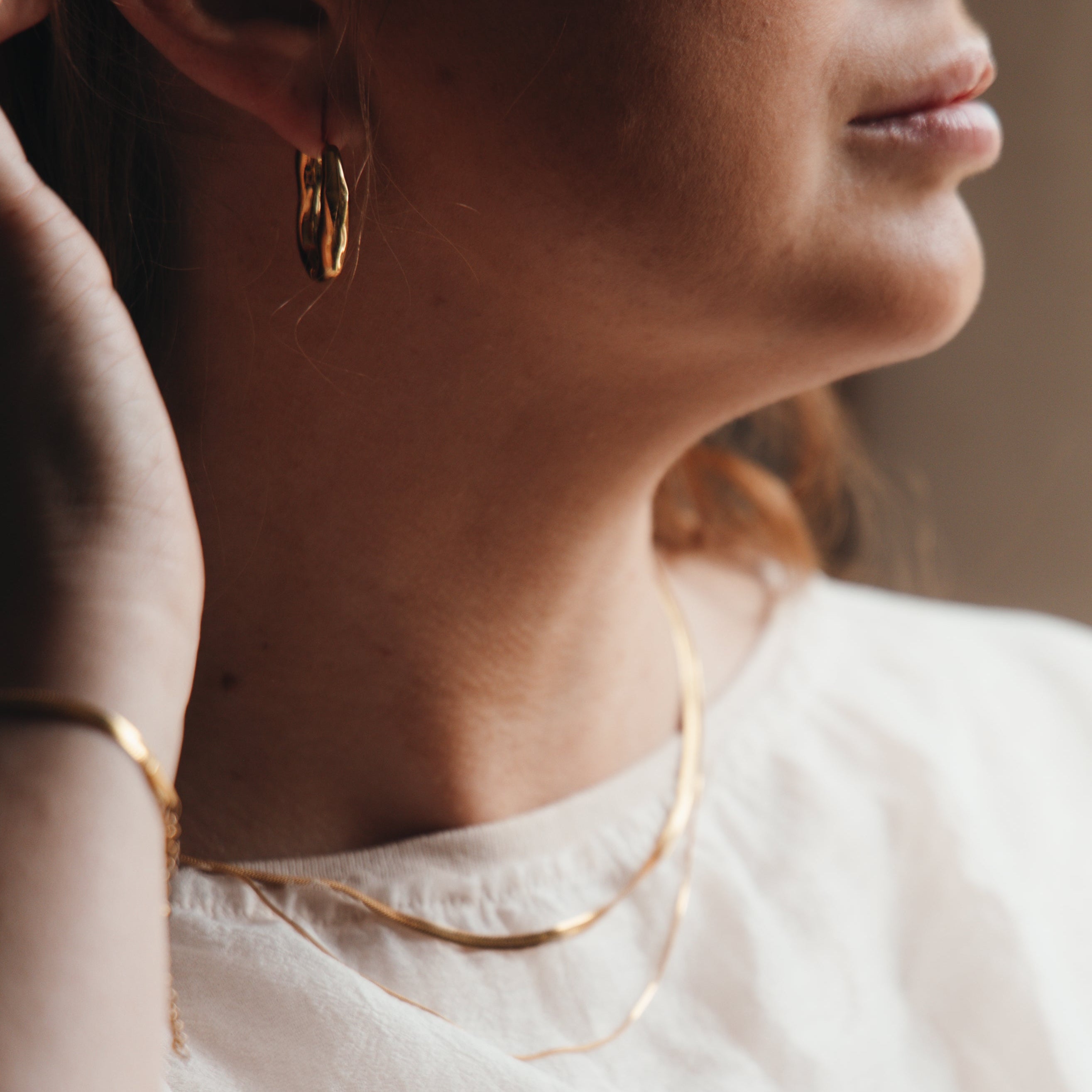 Laura Double Chain Necklace – Effortless 18k Gold Layered Necklace for everyday wear