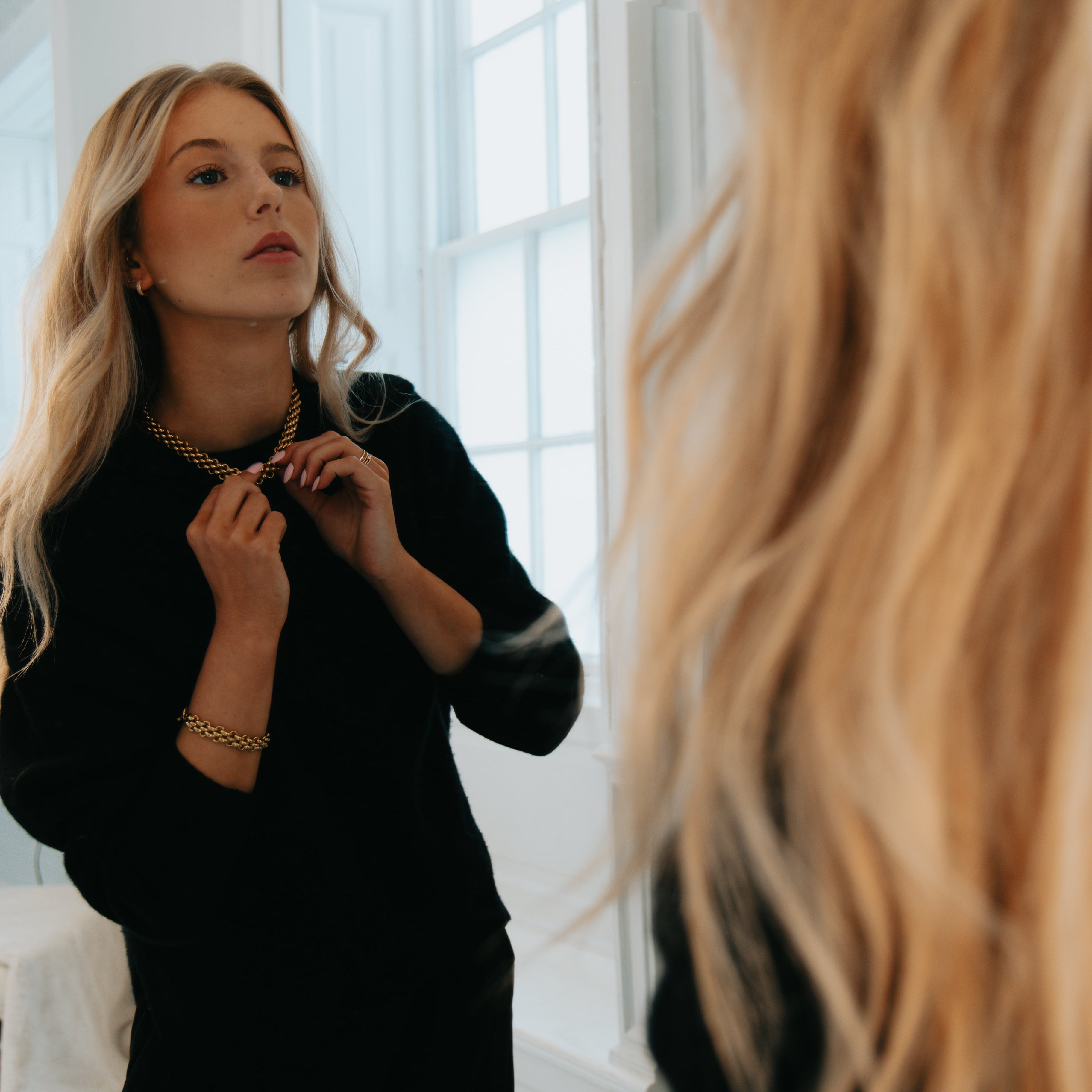 The Jewellery Edit 18k gold willow necklace